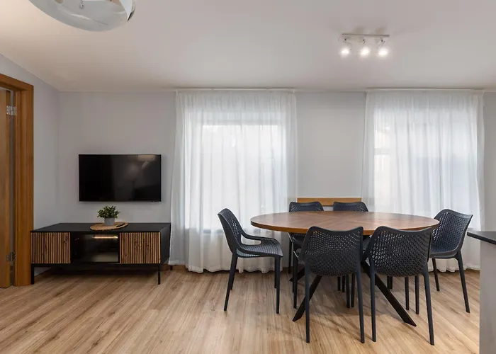 Lab1 House Apartment *