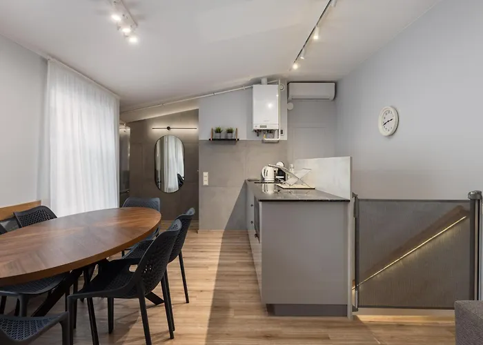 Lab1 House Apartment *